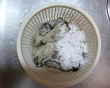 牡蠣のにんにくバター醤油　レタスも美味♪作り方1写真