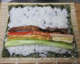 さんまのかば焼きで 簡単恵方巻き作り方4写真
