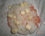 鮭フレークとチーズのおにぎり作り方1写真