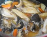 鶏手羽と金時豆、根菜の煮込み作り方5写真