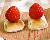餃子の皮de苺❤マシュマロの大福風作り方4写真