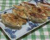 手作りのもっちり焼き餃子(*^^*)作り方13写真