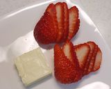 いちご♡クリームチーズのっけトースト作り方1写真