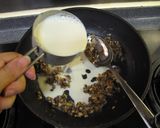 ★たっぷりキノコのホワイトソースパスタ★作り方7写真