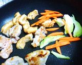 豚肉と麩のキムチ炒め　カレー風味作り方4写真