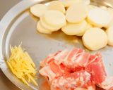 里芋入り☆切干大根と豚バラのしょうが煮作り方2写真