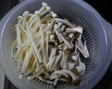 豚肉ときのこの☆こくウマ☆味噌マヨ炒め作り方1写真