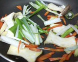 野菜とペンネのジェノベーゼ炒め☆作り方7写真