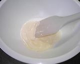 ストロベリーチョコとチーズのブッセ♡作り方1写真
