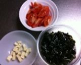 トマトのワカメサラダ★作り方1写真