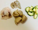 海鮮とズッキーニの炒めもの作り方1写真