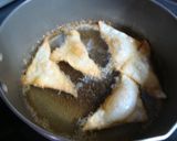 シュウマイの皮で揚げピザ☆さくさく作り方3写真