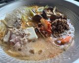 夏でも冬でも！食が進むキムチ納豆鍋作り方4写真
