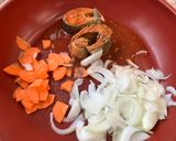 さばトマト煮缶で漁師スープ　人参　レモン作り方2写真