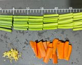 ニンニクの芽と豚こま肉の中華炒め作り方2写真