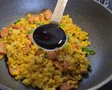粗挽きソーセージ入りカレーチャーハン作り方11写真