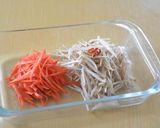 きんぴらごぼうのせ おつまみチーズピザ♪作り方1写真