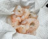 白菜とエビのコンソメバター煮作り方1写真