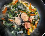サバ缶と野菜のワンパンパスタ作り方3写真