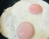 目玉焼きサラダのプチトマトッピング作り方1写真