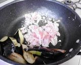 なす豚玉の味噌チリソース作り方3写真