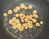海老としめじのクリームパスタ柚子胡椒風味作り方2写真