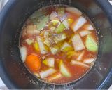 手羽元出汁と香味野菜の簡単トマトスープ作り方2写真