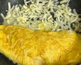 外カリ中トロのチーズオムレツ作り方5写真