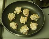 豚こまだんごバジル風味ワンパン簡単お弁当作り方2写真