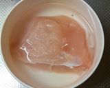 鶏肉とスナップえんどうのケチャップ炒め作り方1写真