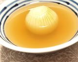 旬♪トロトロ丸ごと新玉ねぎの和風スープ作り方3写真