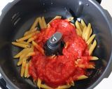 【Bistroモッツァレラトマトペンネ】作り方1写真
