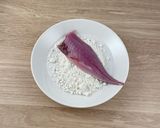 刺身でも食べられる　地アジの半身揚げ作り方1写真