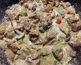 鶏肉とにんにくの濃厚バジルクリーム煮作り方3写真