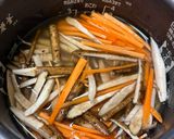 【簡単ご飯】きのこ人参ごぼうおあげさんの炊き込み作り方3写真