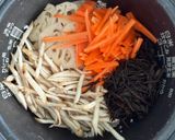 残りで完成「ひじきと根菜の炊き込みご飯」作り方2写真