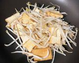 お嫁さんが作る…やみつき♡厚揚げもやし炒め作り方4写真
