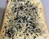 シラスと胡麻のはちみつトースト🐝🍯作り方3写真