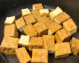 簡単夕飯弁当☆厚揚げとさつま芋のまろやか味噌炒め作り方3写真