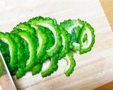 大豆ミートソーセージでゴーヤチャンプルー作り方1写真