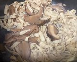 常備菜に！豆腐皮と椎茸の炒め煮作り方3写真