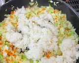 #キャベツとニンニク醤油の彩り炒飯作り方5写真