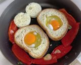 月の輝く夜に＊パプリカのせた目玉焼きトースト作り方2写真