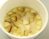 介護食　さつまいもとりんごのシナモン煮作り方4写真