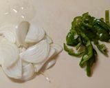 納豆のタレで！！玉ねぎとピーマンの炒め物作り方2写真