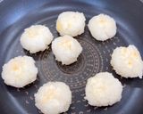 チーズ入りだまっこ餅の水菜ごぼう鍋作り方2写真