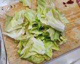 春キャベツとベーコン🥓のペペロンチーノ作り方1写真