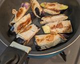 ナスと豚バラのトマト煮込み！作り方3写真