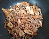 簡単！れんこん豚挽き肉ちくわきんぴら作り置き節約作り方8写真