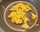 えびとほうれん草のオーロラ炒め作り方3写真